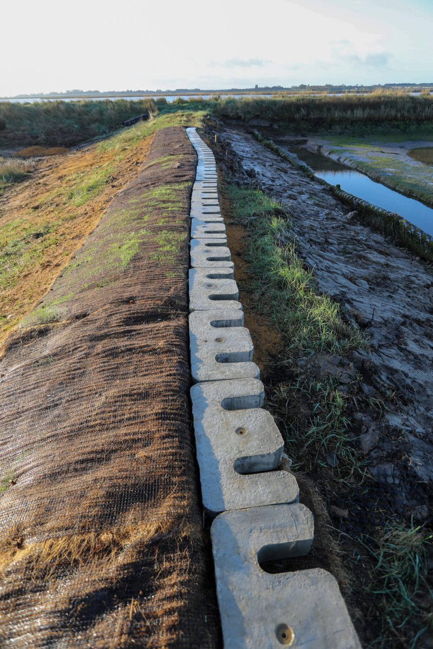 Aldeburgh Golf Club intertidal estuary defences